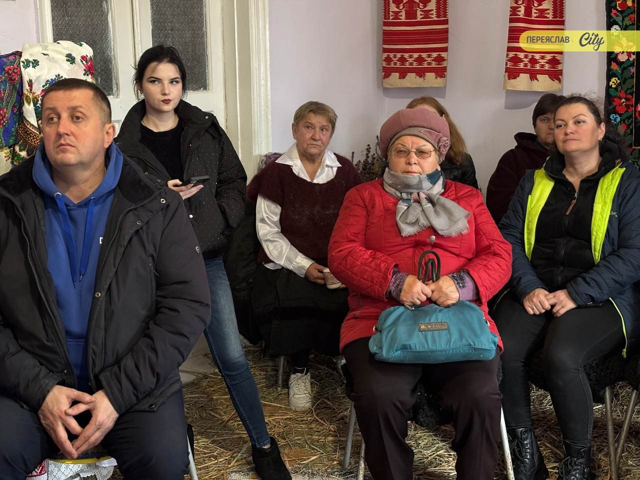 У центрі 