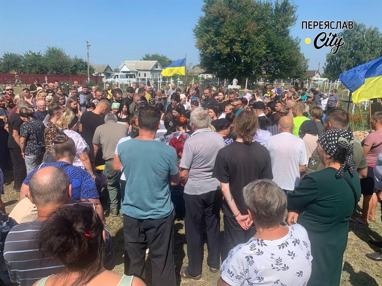 Прощання з Героєм Романом Шаповалом відбулося 30 серпня 2024 року в Гланишеві 