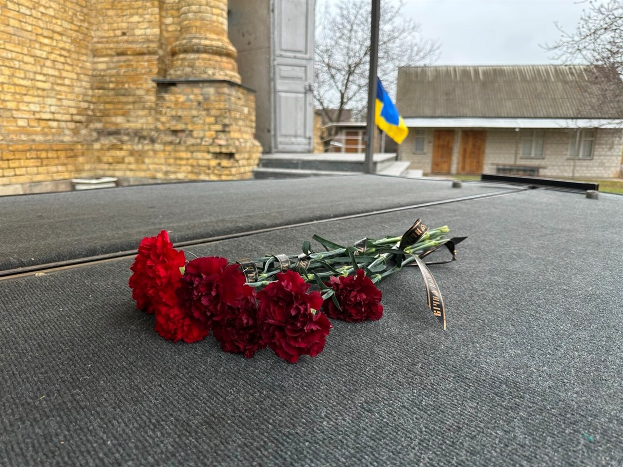 Переяславщина попрощалася з Героєм Миколою Захарченком