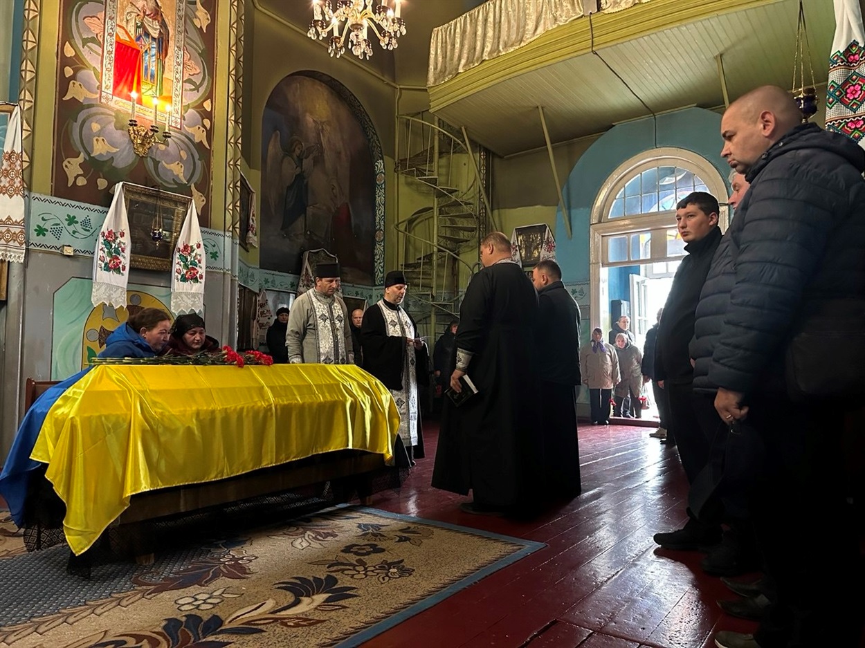 Переяславщина попрощалася з Героєм Миколою Захарченком