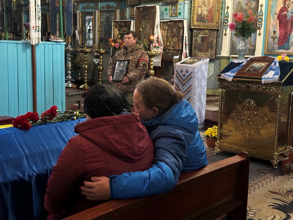 Переяславщина попрощалася з Героєм Миколою Захарченком