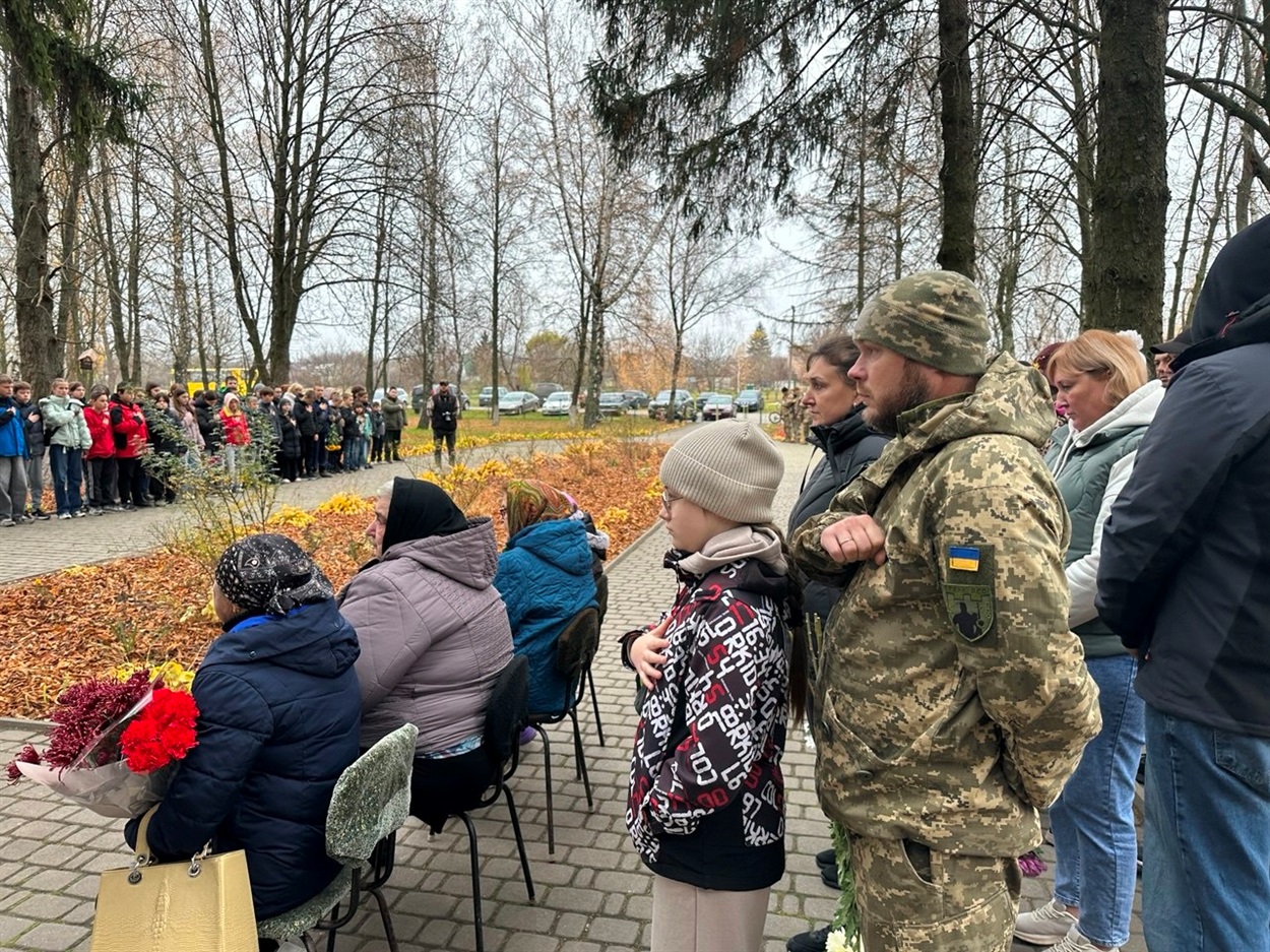 ​У Гайшині відкрили меморіальні дошки чотирьом Героям-землякам. 7 листопада 2025 р.