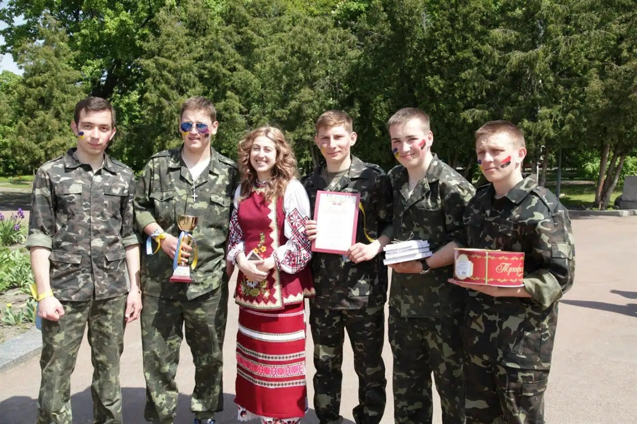 "Прийде час і ви все дізнаєтесь": як батьки Олександра Підборіжного вшановують пам'ять сина-Героя