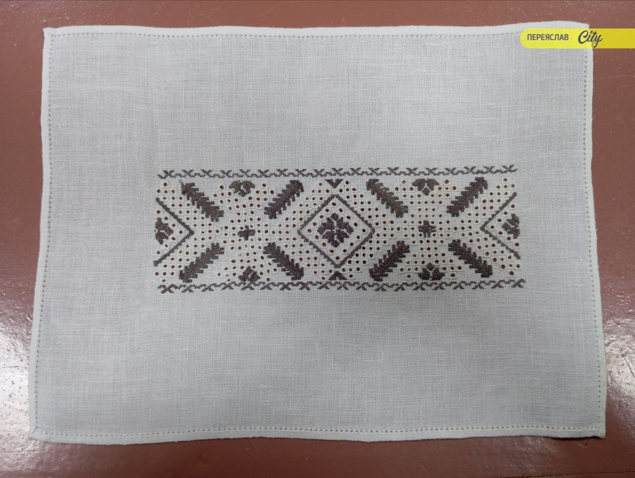 «Переяславська сорочка»: як майстрині відроджують давні вишивальні традиції рідного краю