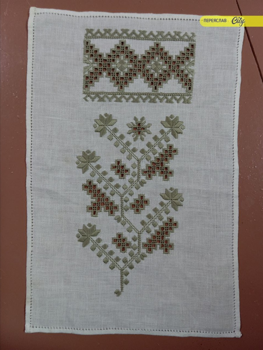«Переяславська сорочка»: як майстрині відроджують давні вишивальні традиції рідного краю