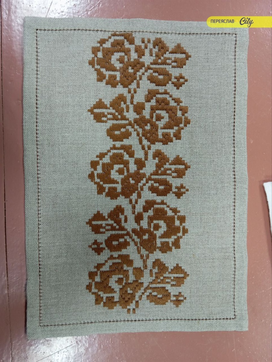 «Переяславська сорочка»: як майстрині відроджують давні вишивальні традиції рідного краю