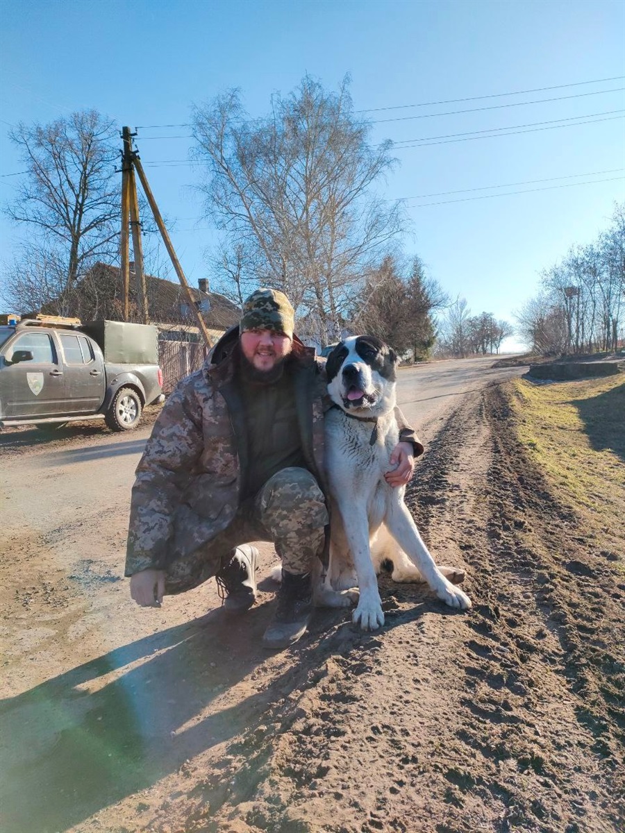 Олександр Приходько «Знахар» воював і бойовим медиком, і штурмовиком, має два ордени "За мужність"