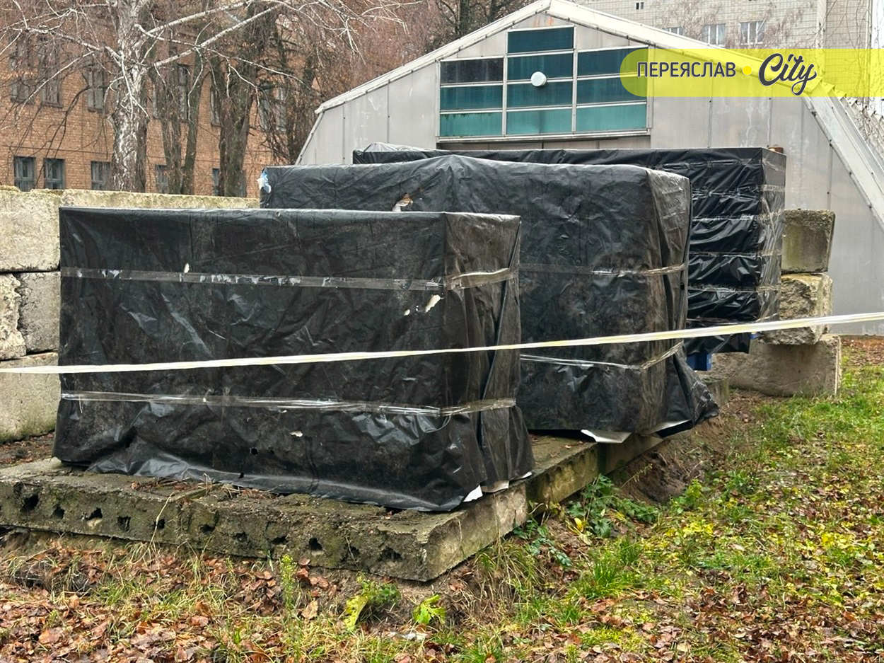 Переяславська лікарня готує резерв електрики від потужного генератора, бо когенерація поки не діє