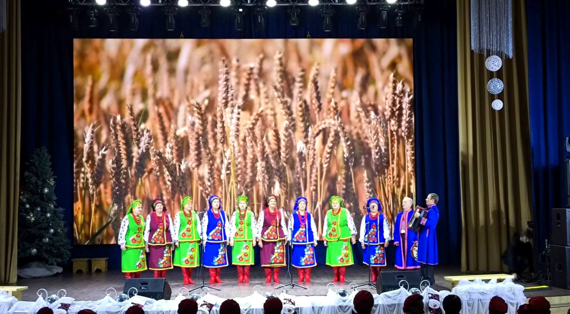 Аматорський колектив української пісні 