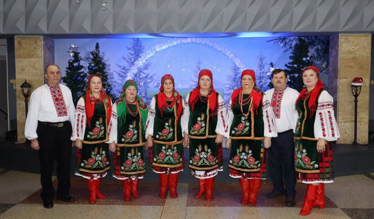 Аматорський колектив української пісні 