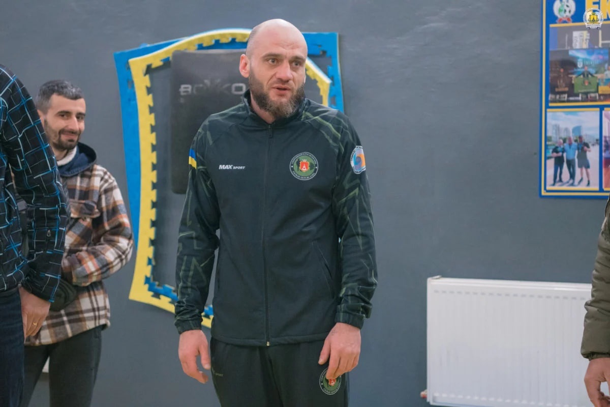 Команда ветеранів "Сильні Переяслава" отримала сучасні тренажери для підготовки до змагань