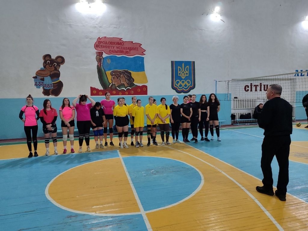 Першість з волейболу серед жіночих команд провели у Переяславі: дайджест спорту