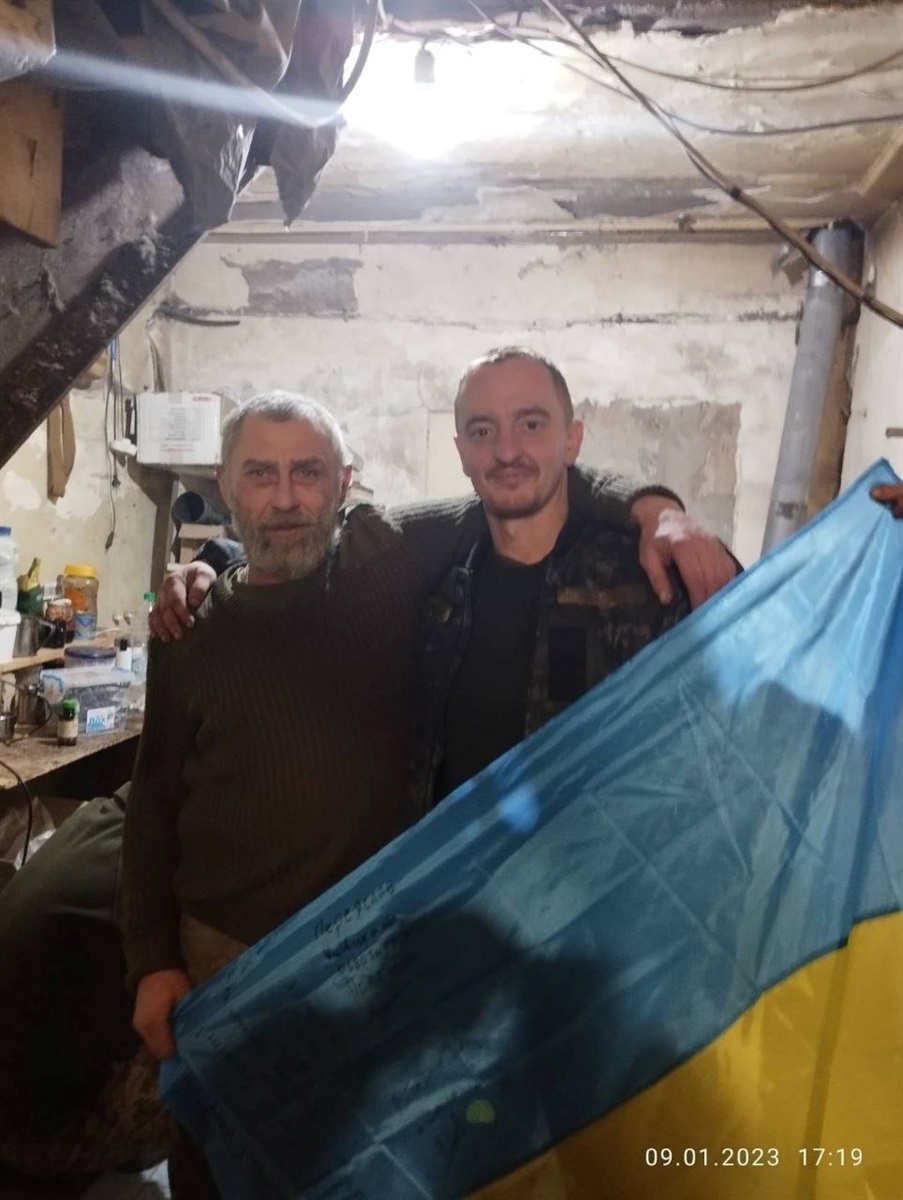 на фото: Андрій Кузьменко (праворуч) з побратимом