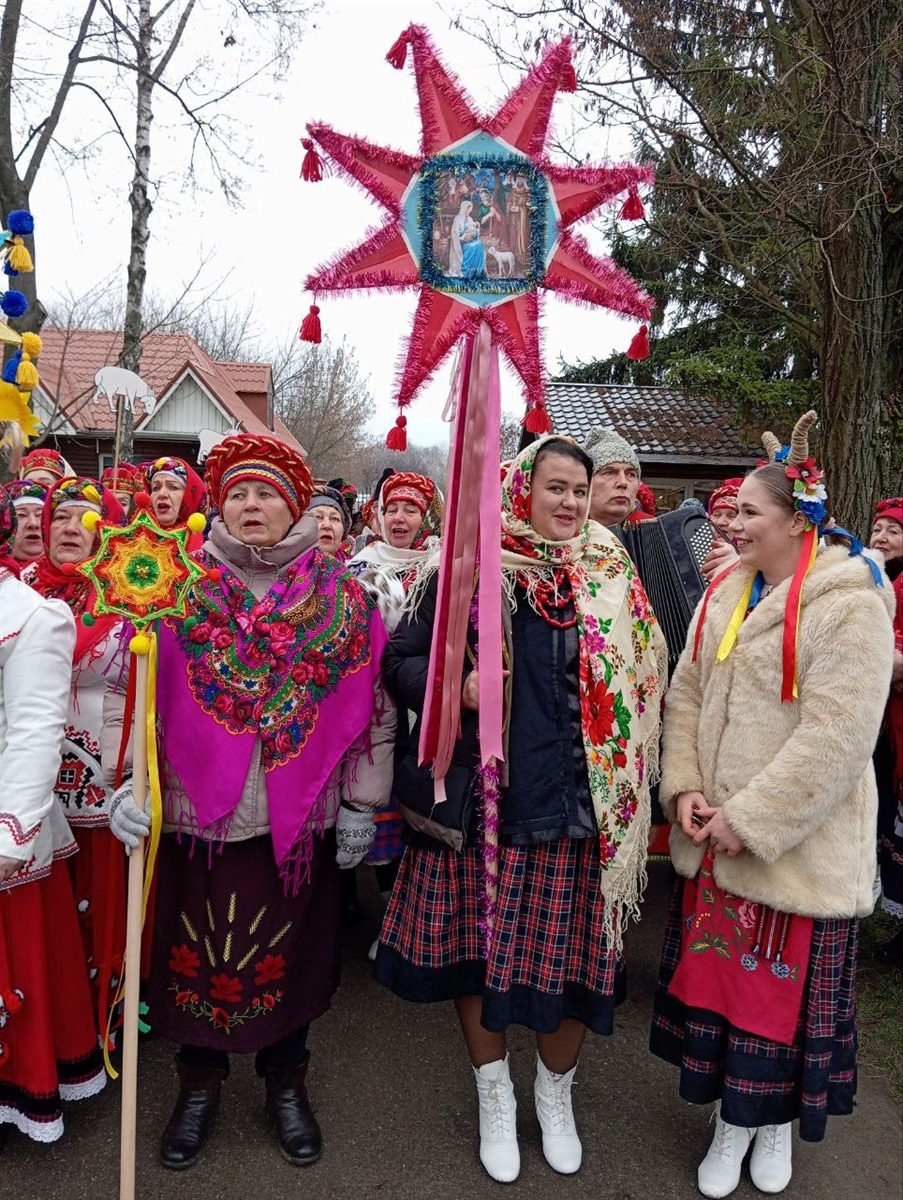 "Переяславська коляда-2025" на музеї просто неба в НІЕЗ "Переяслав" 