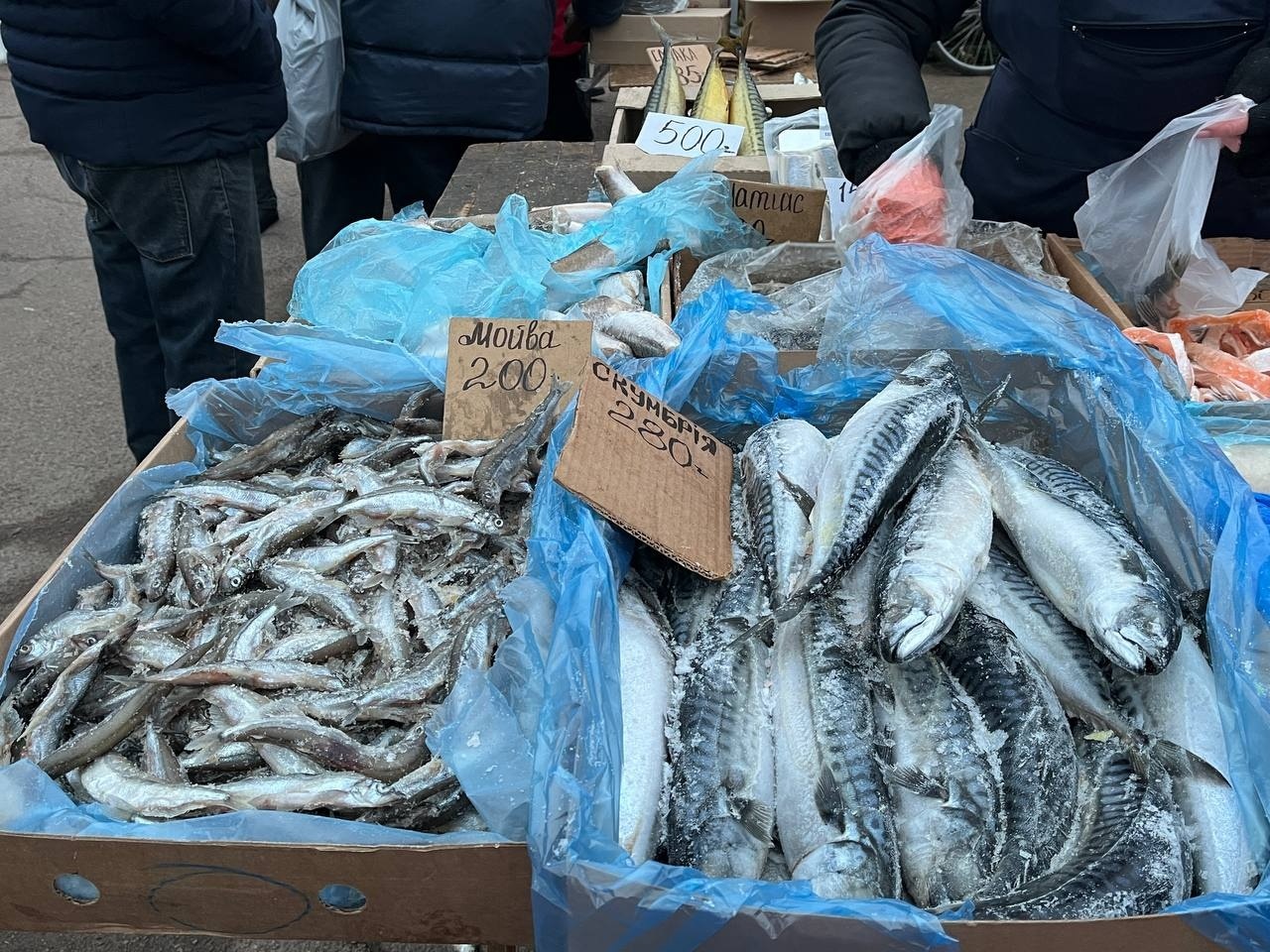 На базарі у Переяславі перед різдвяно‑новорічними святами зріс попит на свинину