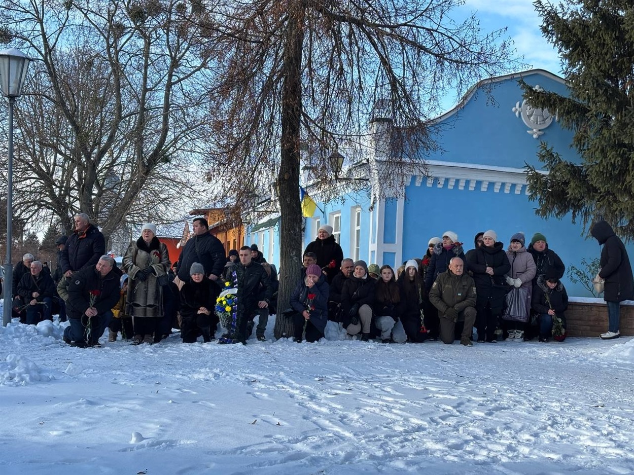 «Усе життя мріяв про небо»: Переяслав попрощався зі старшим лейтенантом Юрієм "Боїнгом" Білецьким
