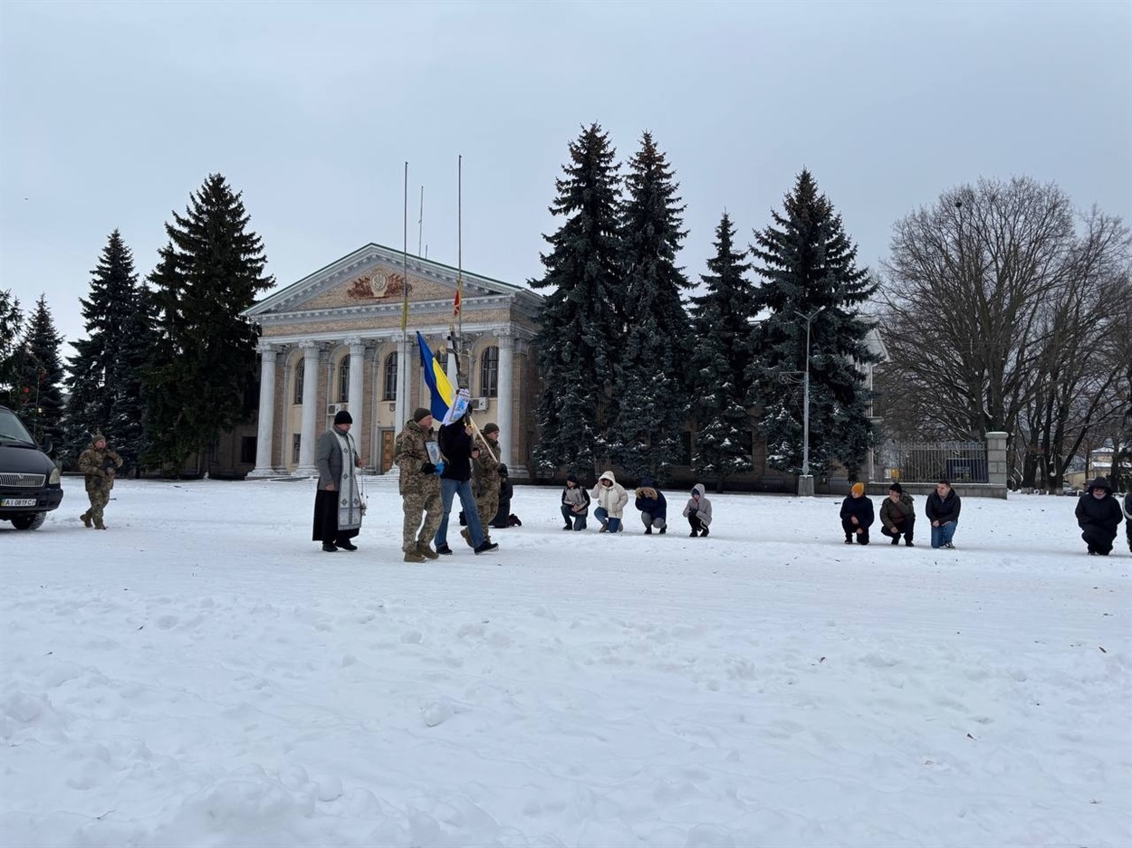 «Усе життя мріяв про небо»: Переяслав попрощався зі старшим лейтенантом Юрієм "Боїнгом" Білецьким
