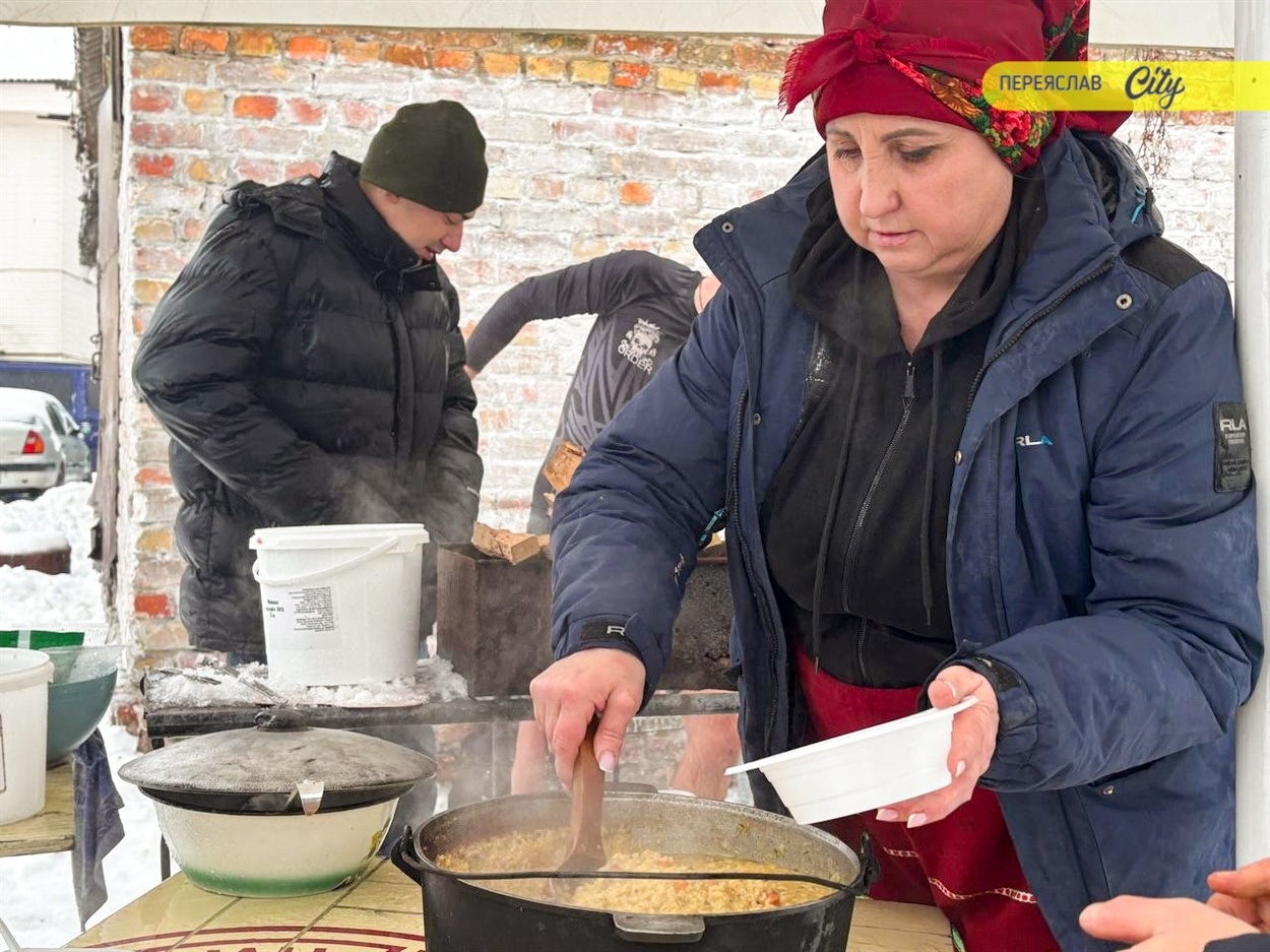 Ветерани війни з команди "Сильні Переяслава" долучилися до Водохрещенського купання в Трубежі