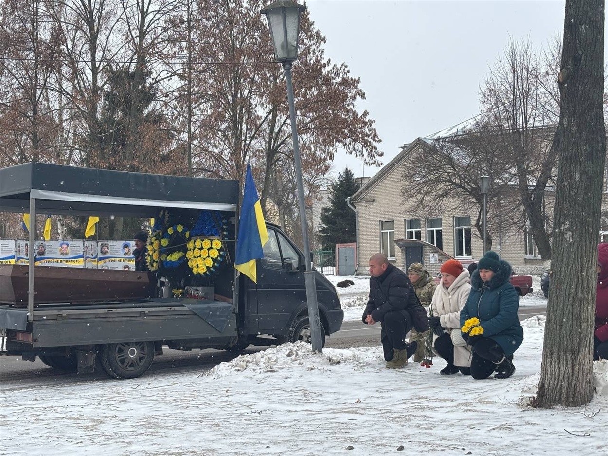 У Переяславі попрощалися із солдатом Третього армійського корпусу Віталієм «Дядьою» Романом