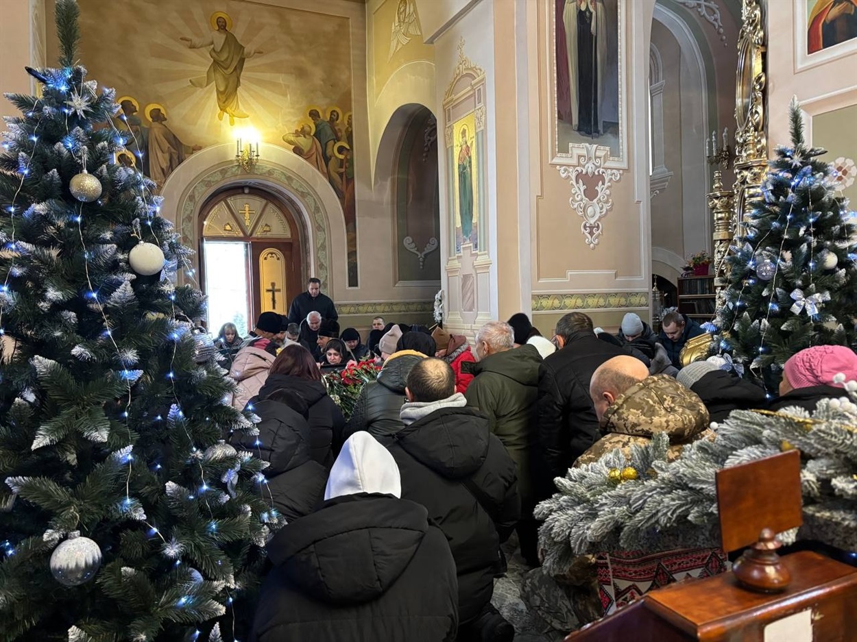 У Переяславі попрощалися із солдатом Третього армійського корпусу Віталієм «Дядьою» Романом