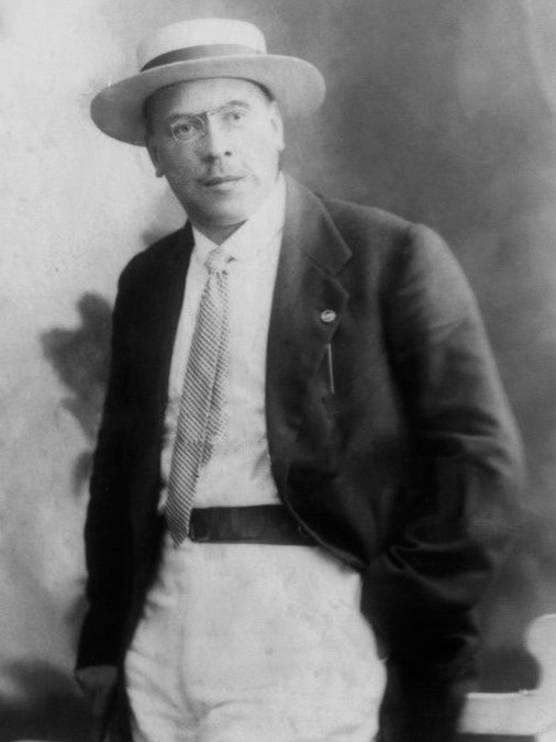 Микола Каринський