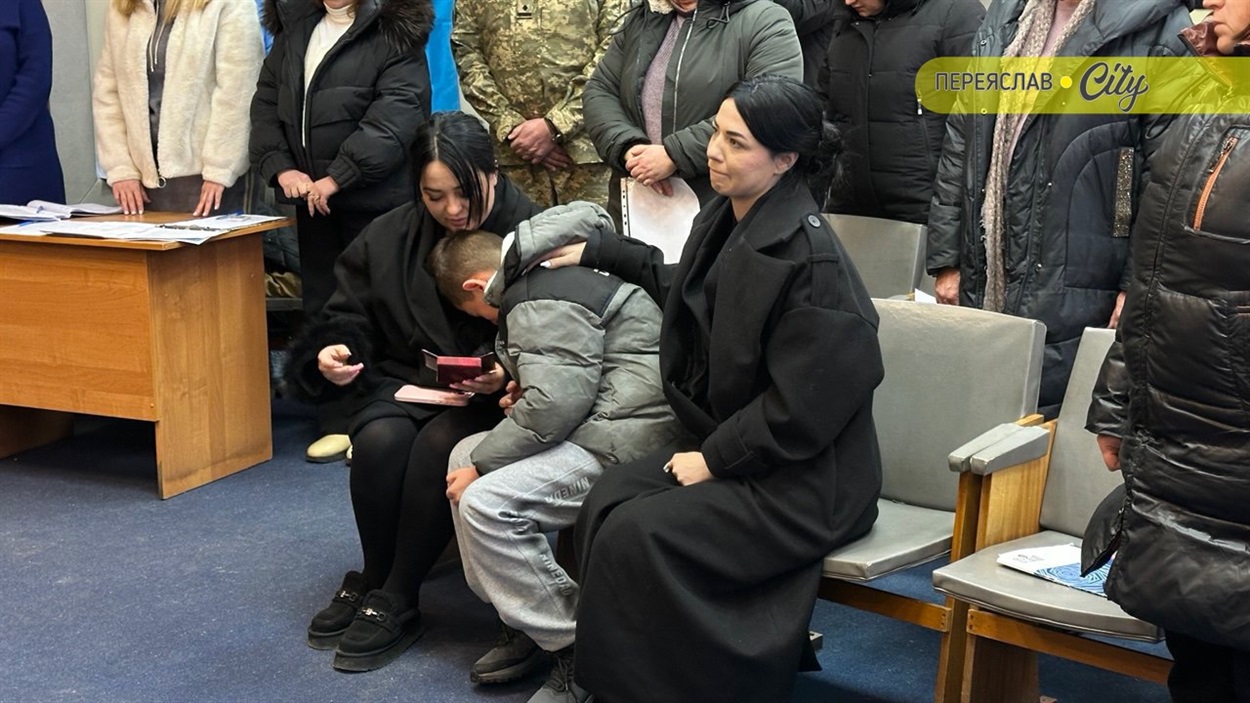 Орден «За мужність» посмертно вручили дітям Героя Володимира Маліборського у День Соборності України