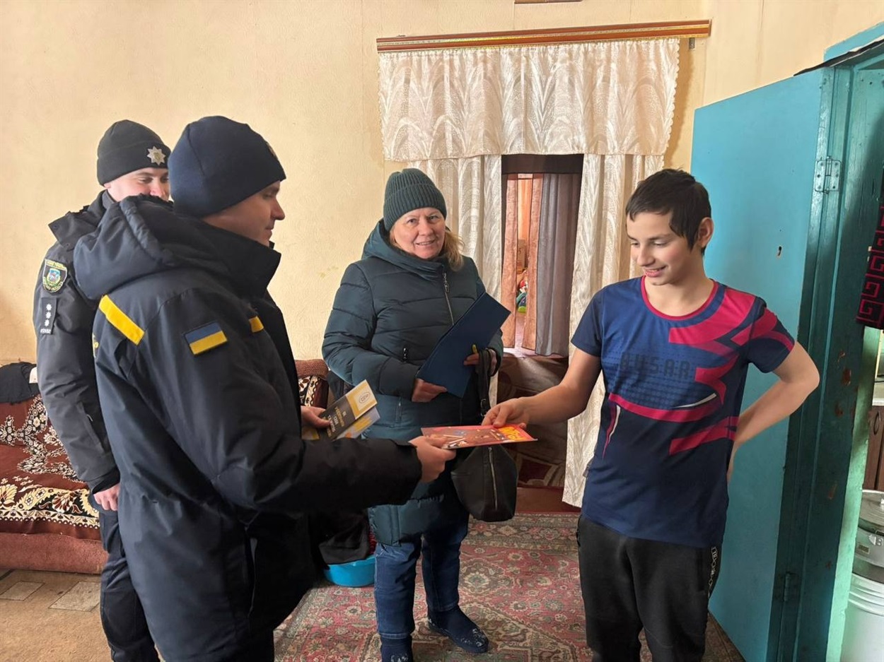 Через зростання кількості пожеж рятувальники провели профілактичні рейди на Переяславщині