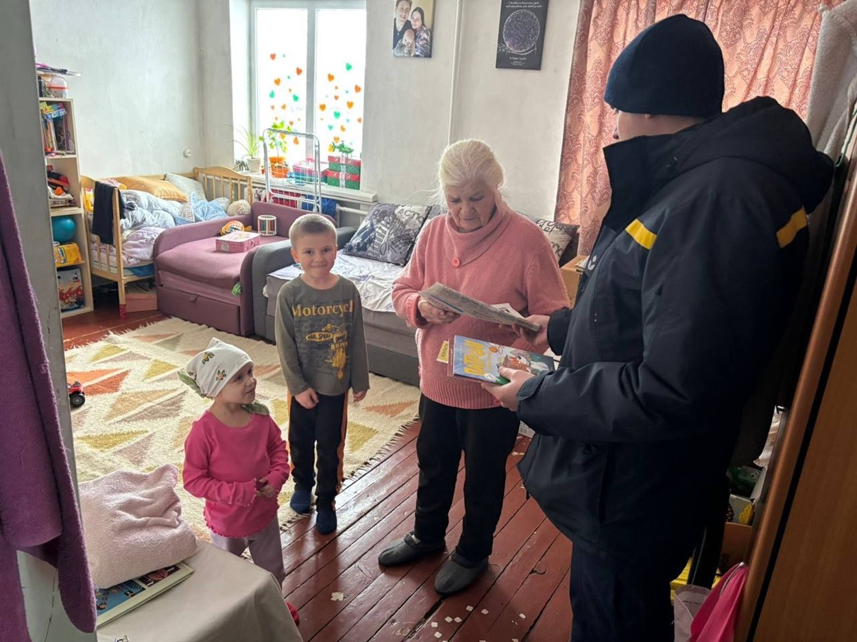 Через зростання кількості пожеж рятувальники провели профілактичні рейди на Переяславщині