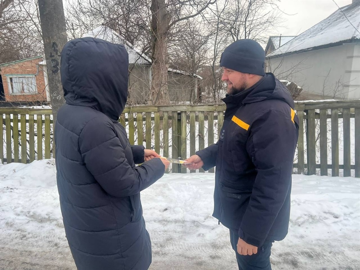 Через зростання кількості пожеж рятувальники провели профілактичні рейди на Переяславщині