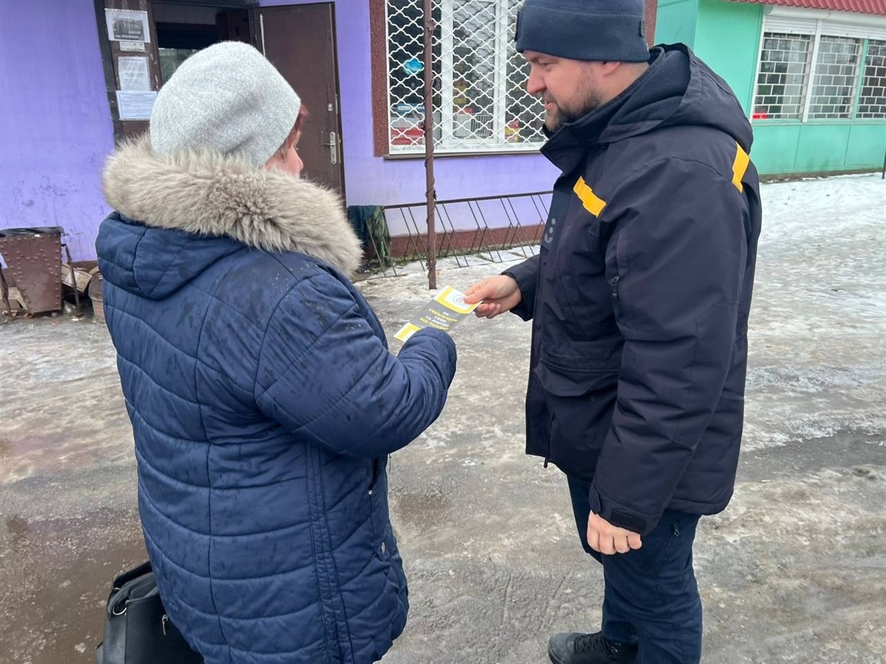 Через зростання кількості пожеж рятувальники провели профілактичні рейди на Переяславщині