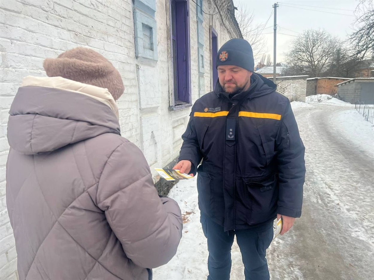 Через зростання кількості пожеж рятувальники провели профілактичні рейди на Переяславщині