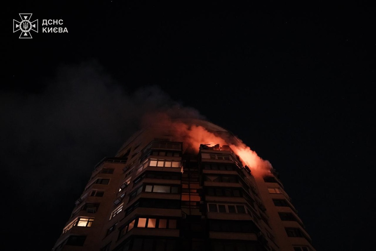Наслідки нічної атаки на Київ і область: є постраждалі, пошкоджено інфраструктуру