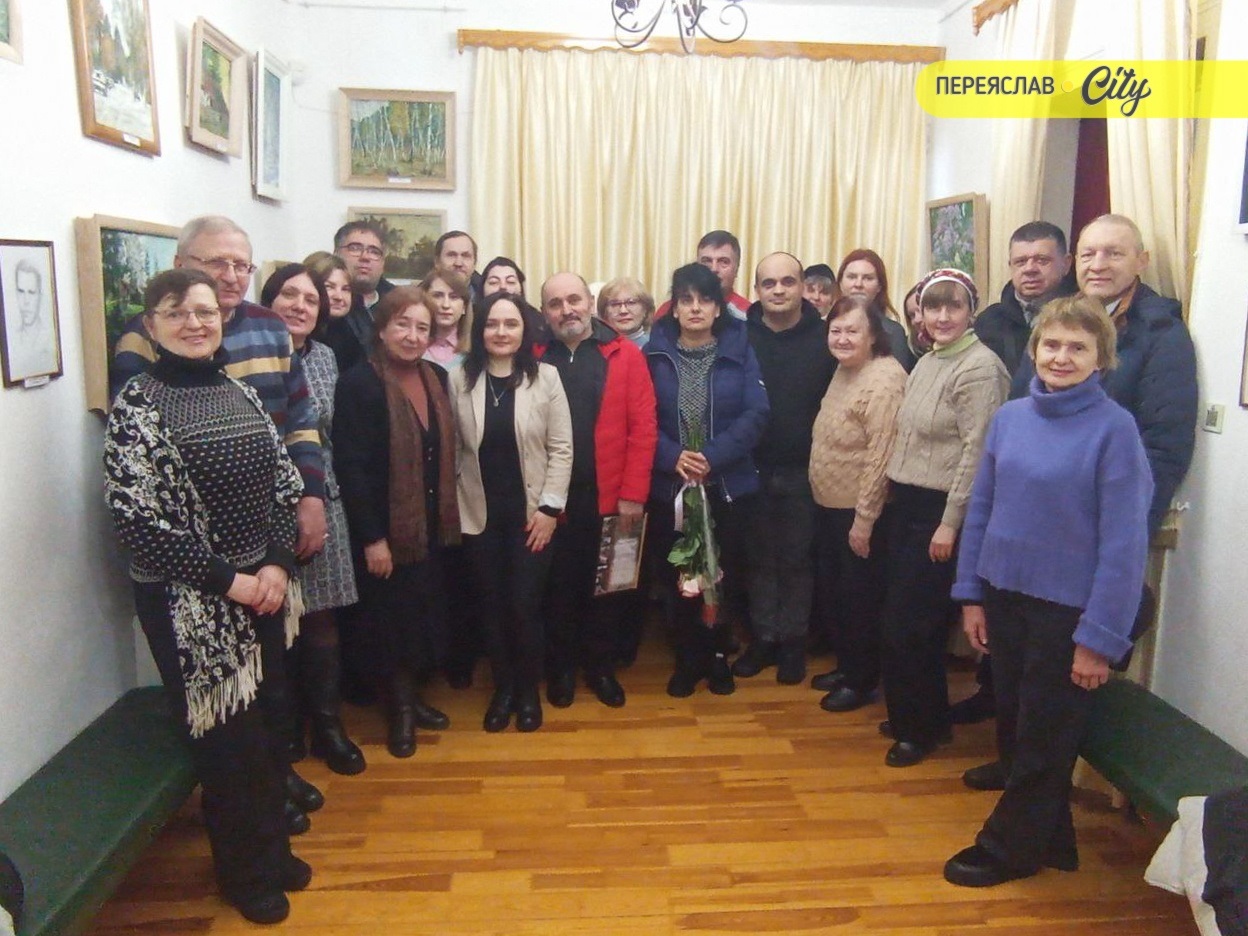 У залі музею в Переяславі виставили картини художника-реставратора Григорія Єгорова