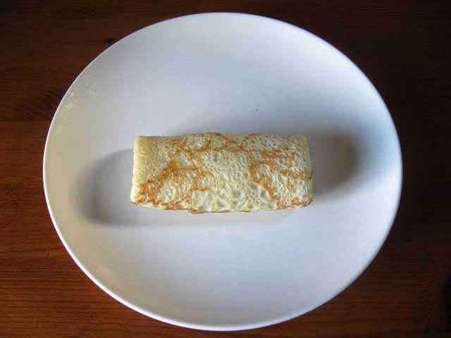 Млинці з курячим м’ясом: простий домашній рецепт