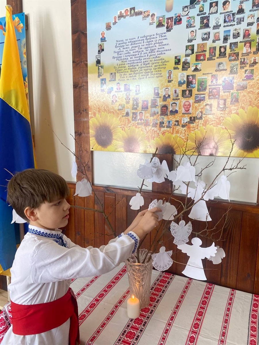 У День Героїв Небесної Сотні Переяславщина долучилася до Всеукраїнської акції «Ангели пам’яті»