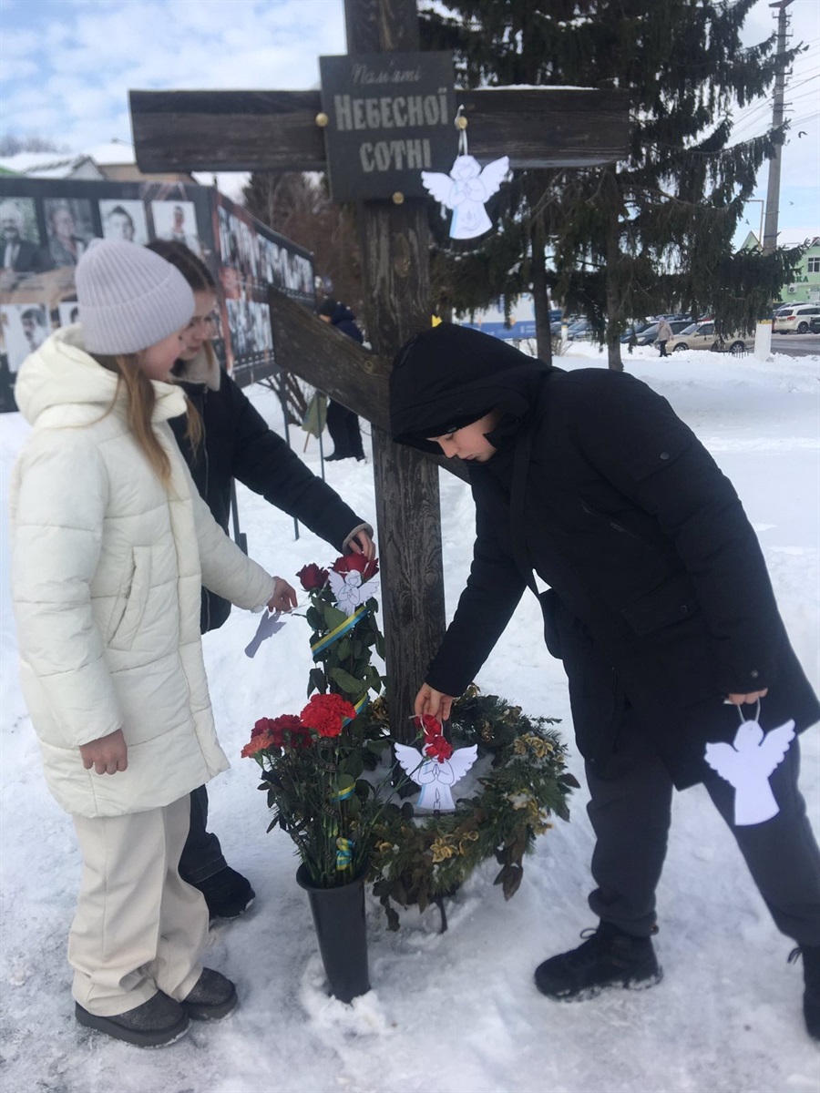 У День Героїв Небесної Сотні Переяславщина долучилася до Всеукраїнської акції «Ангели пам’яті»