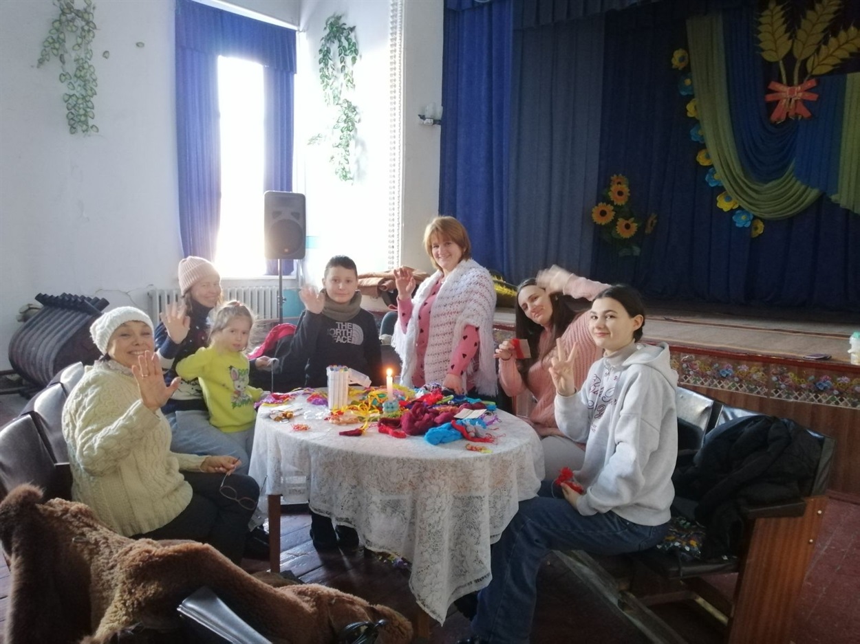 У Ковалинському будинку культури створилася дружна волонтерська команда підтримки і взаємодопомоги 