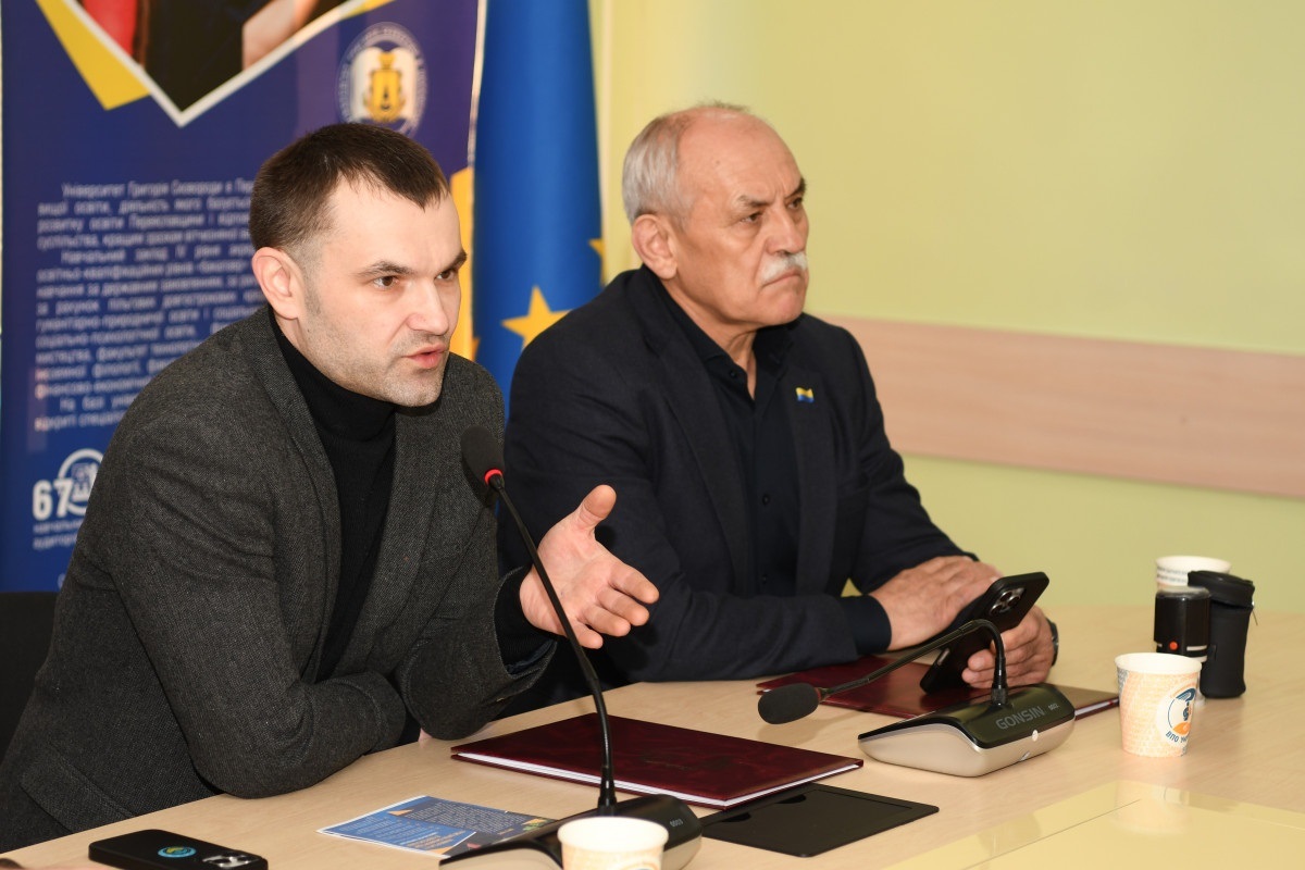 В Університеті Григорія Сковороди в Переяславі відкрили осередок ГО "ВПО України". Ректор університету Віталій Коцур, міський голова Переяслава Вячеслав Саулко