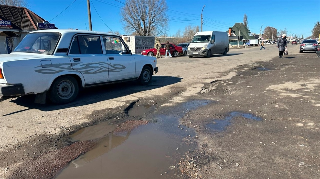 Вулиця Шкільна у Переяславі. Березень 2026 р. 