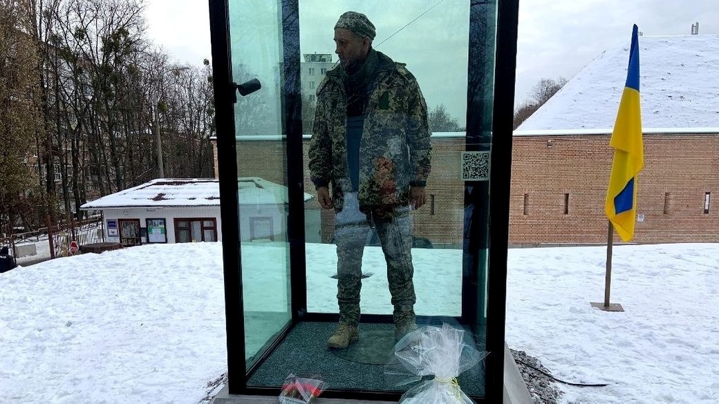 Скульптура Олександра Мацієвського на території Національного історико-архітектурного музею «Київська фортеця»