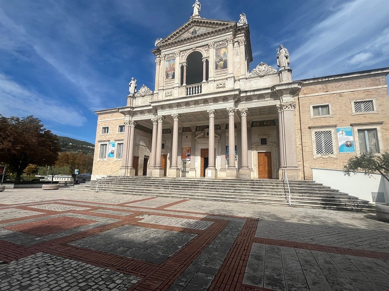  Ізола-дель-Гран-Сассо-д’Італія
