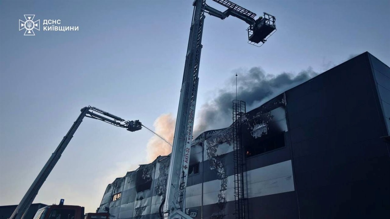 Пожежа на складі у селі Погреби