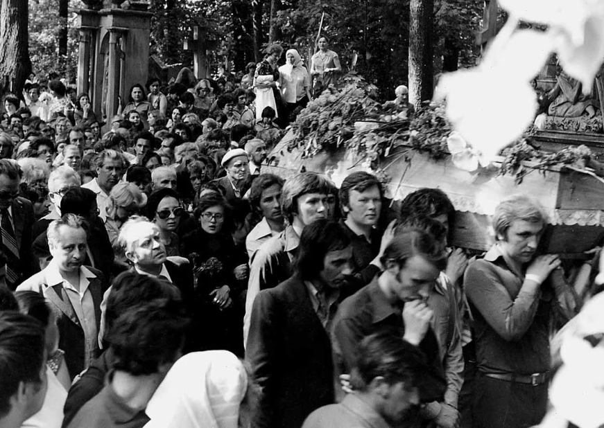 День поховання Володимира Івасюка