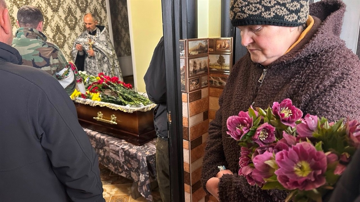 На Переяславщині попрощалися із Героєм Олександром Чумаком, він був єдиним сином у батьків