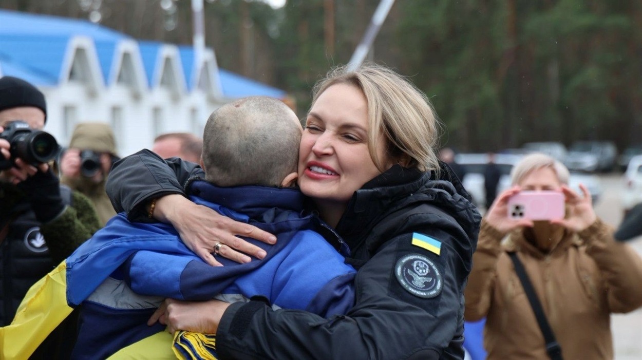 Напередодні Великодня з російського полону повернули 175 українських захисників та 7 цивільних