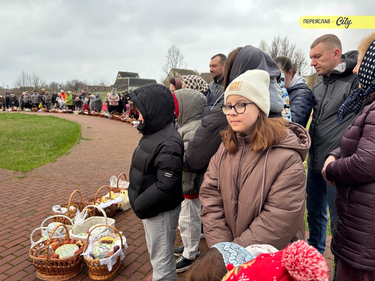 Як у храмі Святого великомученика Георгія Побідоносця в Переяславі зустріли Великдень ФОТО