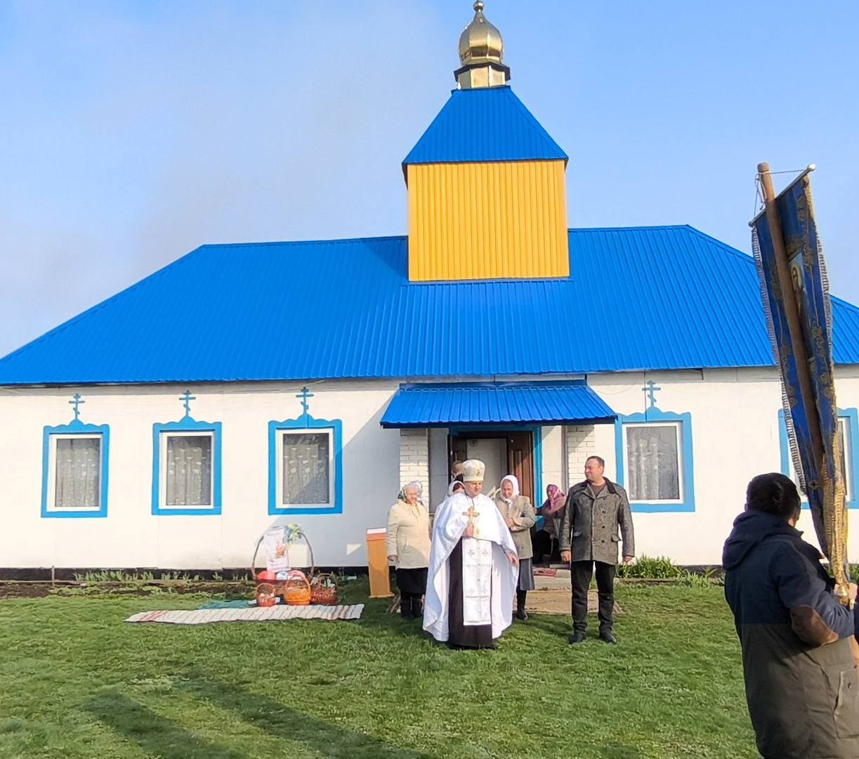 Як освячували великодні кошики на Переяславщині ФОТО