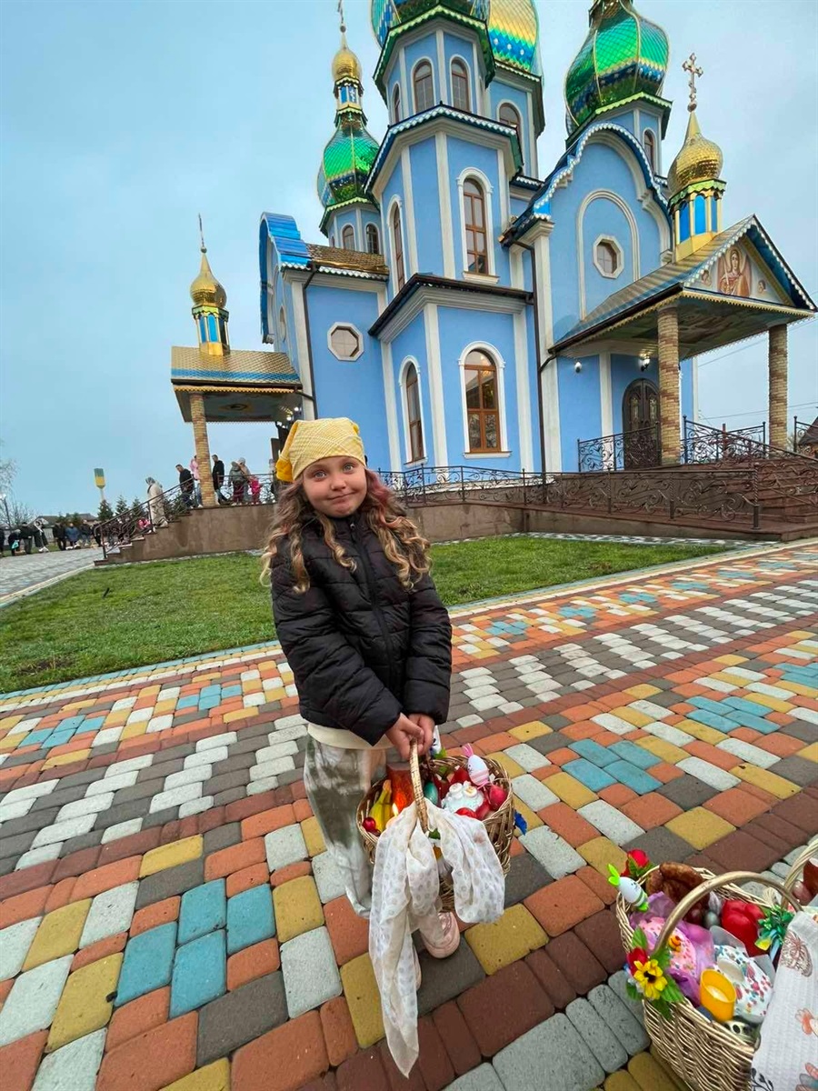 Як освячували великодні кошики на Переяславщині ФОТО