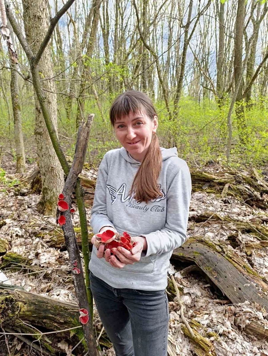 Фото зі своїм грибним уловом поділилася у соцмережі й Юлія Цах із сусідньої Згурівки