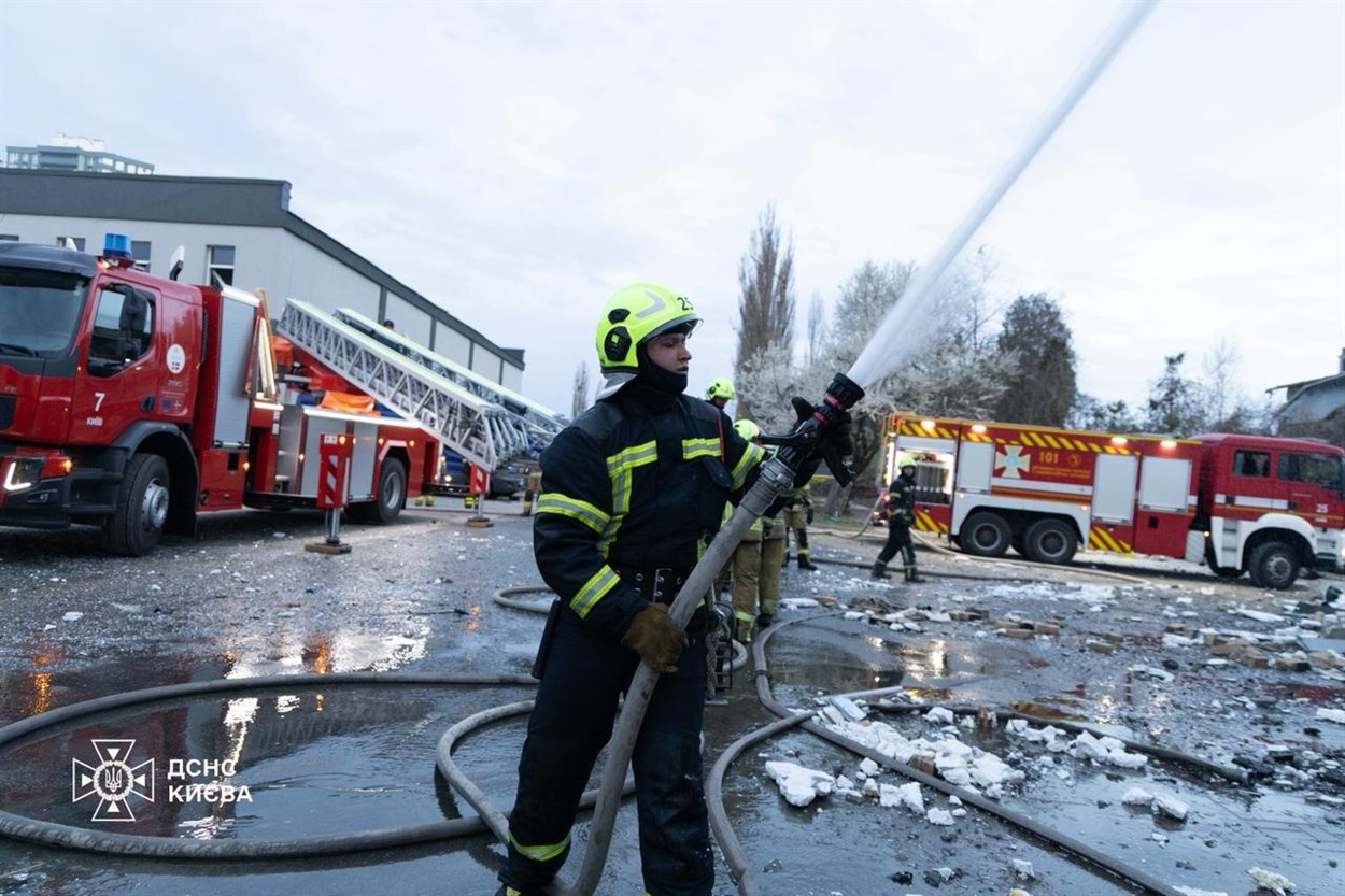 Масована атака по Україні 16 квітня: загинуло 15 людей, більше сотні отримали поранення